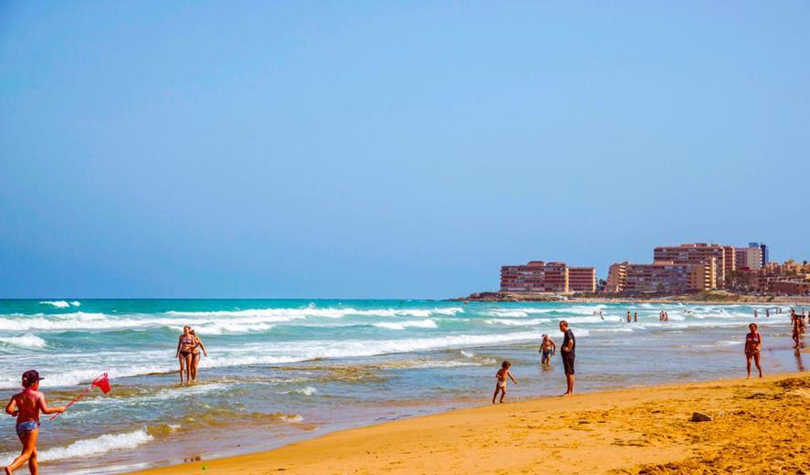 Apartamento Laloma 72 №6 Torrevieja Eksteriør bilde